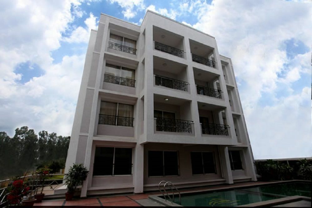 Hotel Nagarjuna Suites Bangalore Exterior foto